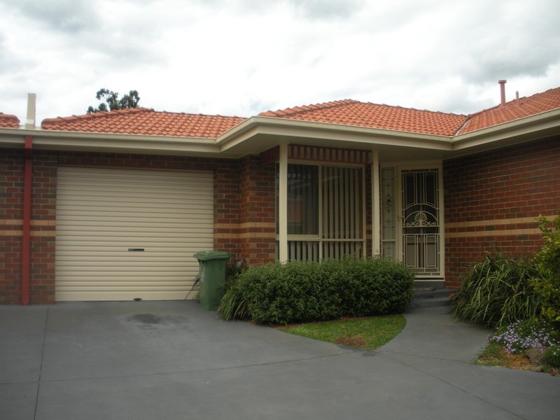 3/6 Devenish Avenue, Montrose VIC 3765