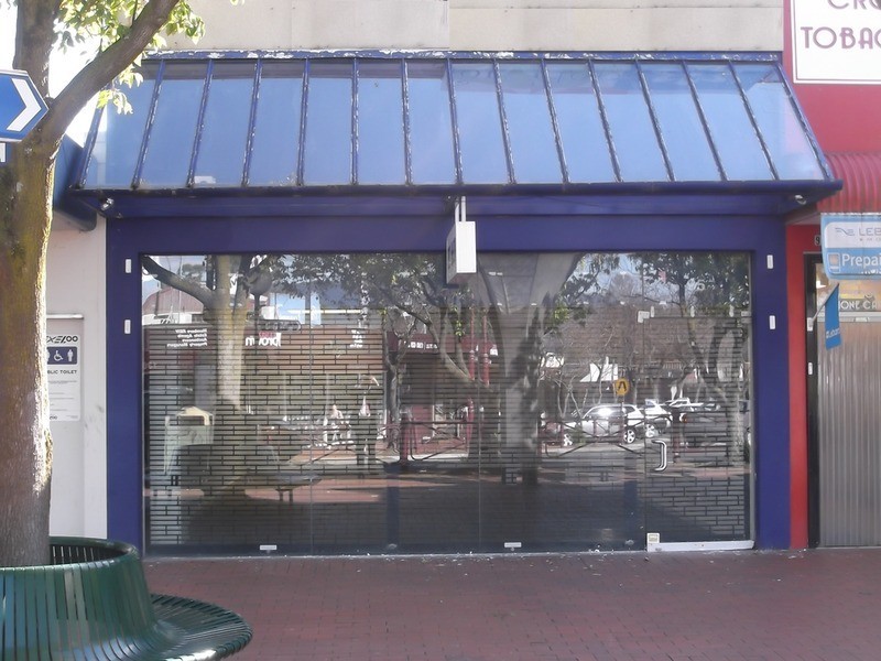 On  Main Street, Croydon VIC 3136