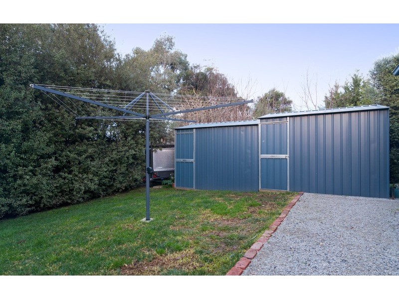 12 Paris Court, Mooroolbark VIC 3138