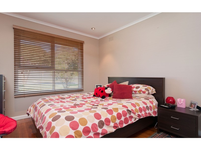 5 Lawson Road, Mooroolbark VIC 3138