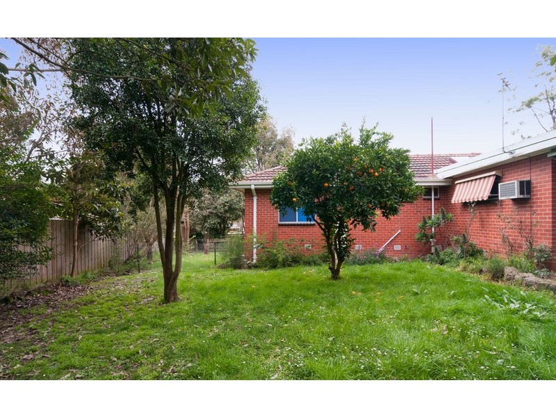 43 Felix Grove, Mooroolbark VIC 3138