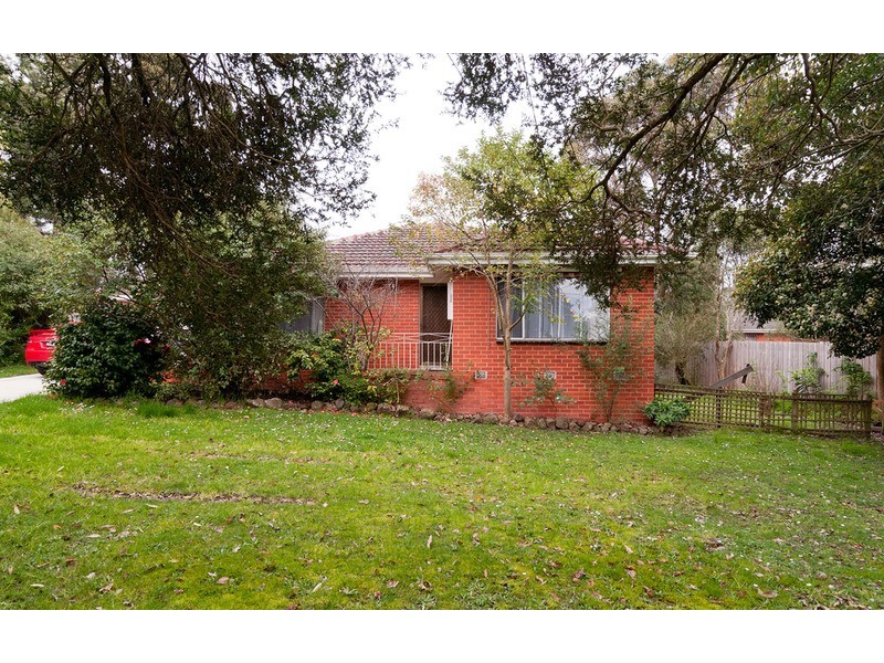 43 Felix Grove, Mooroolbark VIC 3138