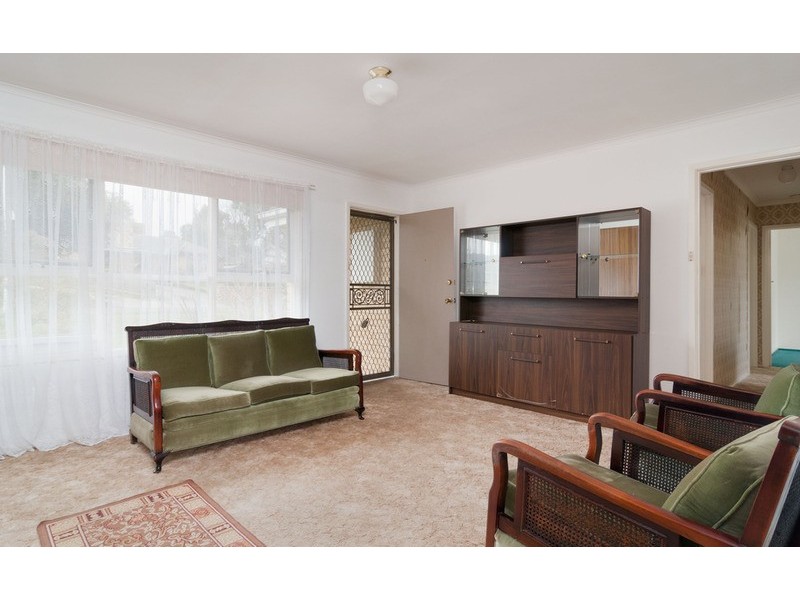 55 Dryden Concourse, Mooroolbark VIC 3138