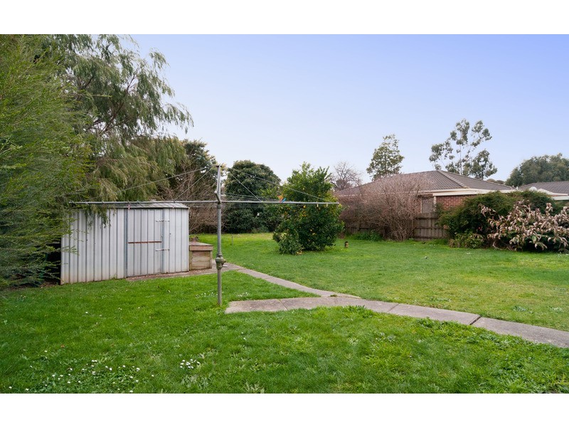 55 Dryden Concourse, Mooroolbark VIC 3138