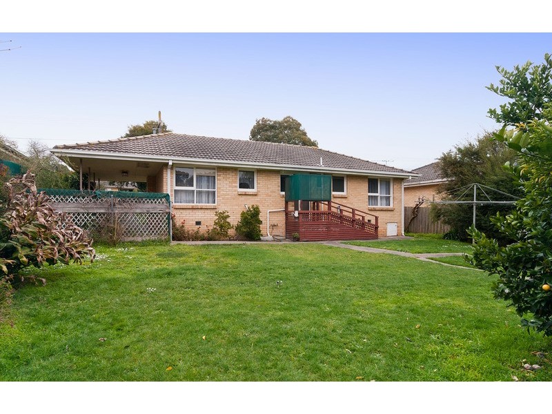 55 Dryden Concourse, Mooroolbark VIC 3138