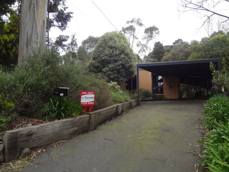 18  Chestnut Court, Montrose VIC 3765