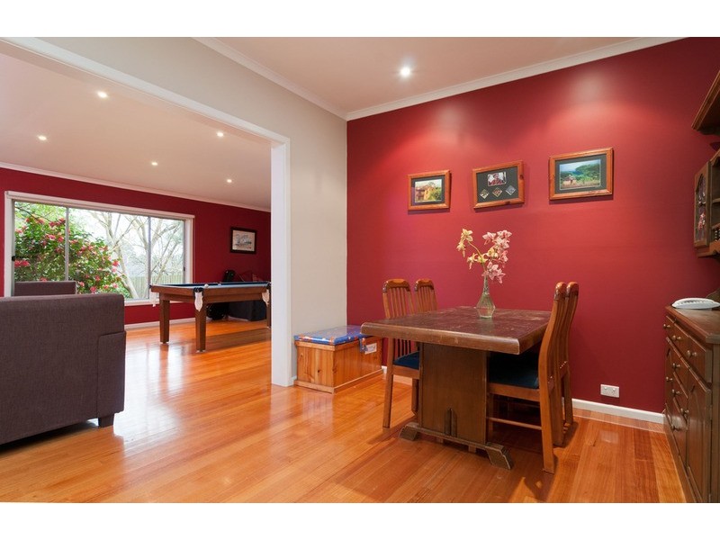 92 Cambridge Road, Kilsyth VIC 3137