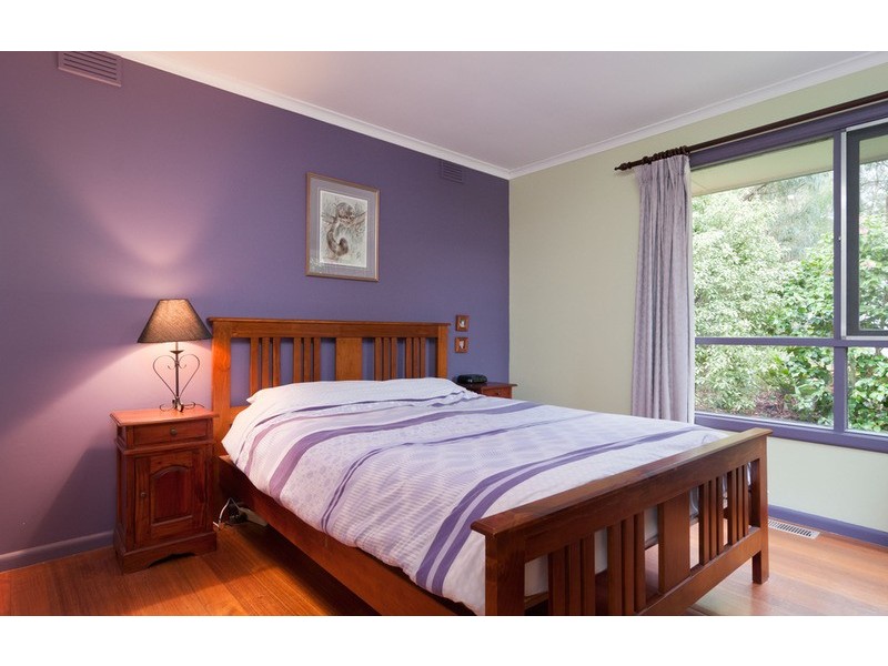 92 Cambridge Road, Kilsyth VIC 3137