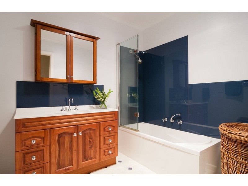 92 Cambridge Road, Kilsyth VIC 3137