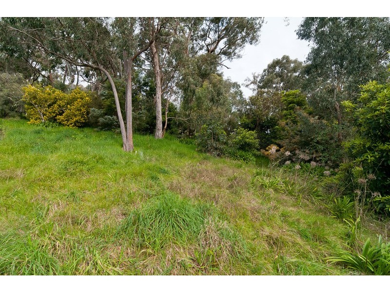 8 Oaks  Street, Lilydale VIC 3140