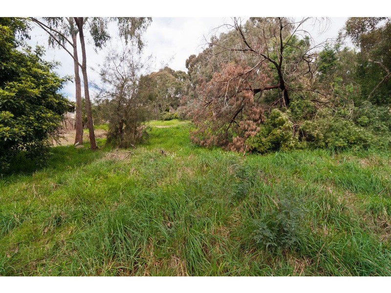 8 Oaks  Street, Lilydale VIC 3140