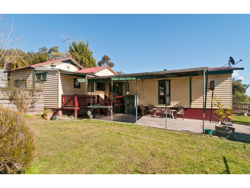 2 Louisa Street, Mount Evelyn VIC 3796