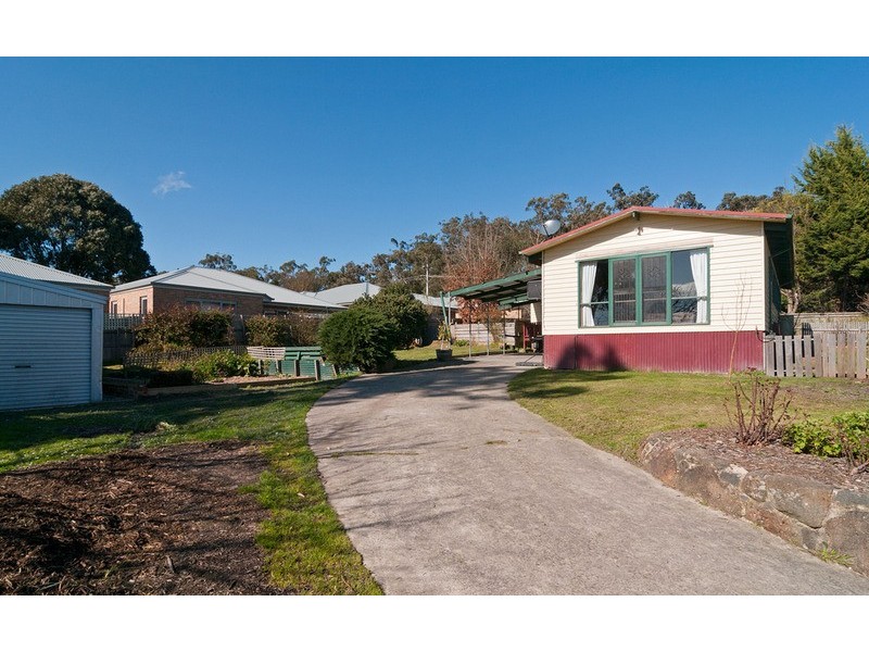2 Louisa Street, Mount Evelyn VIC 3796