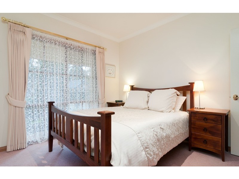 1 Fielden Close, Mooroolbark VIC 3138