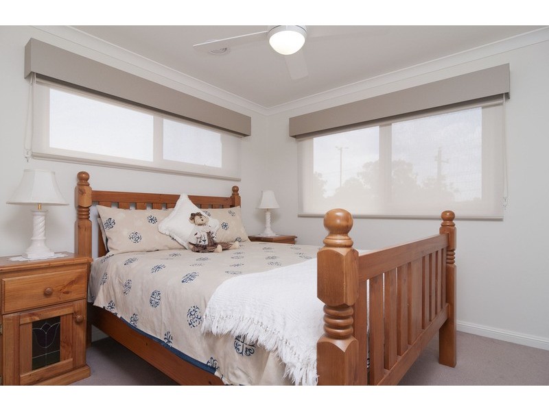 8/4-6 Cambridge Road, Mooroolbark VIC 3138