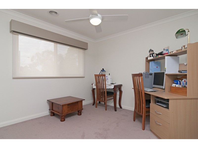 8/4-6 Cambridge Road, Mooroolbark VIC 3138