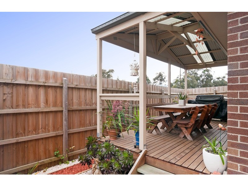 8/4-6 Cambridge Road, Mooroolbark VIC 3138