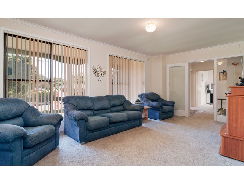 76 Hawthory Road, Kilsyth VIC 3137