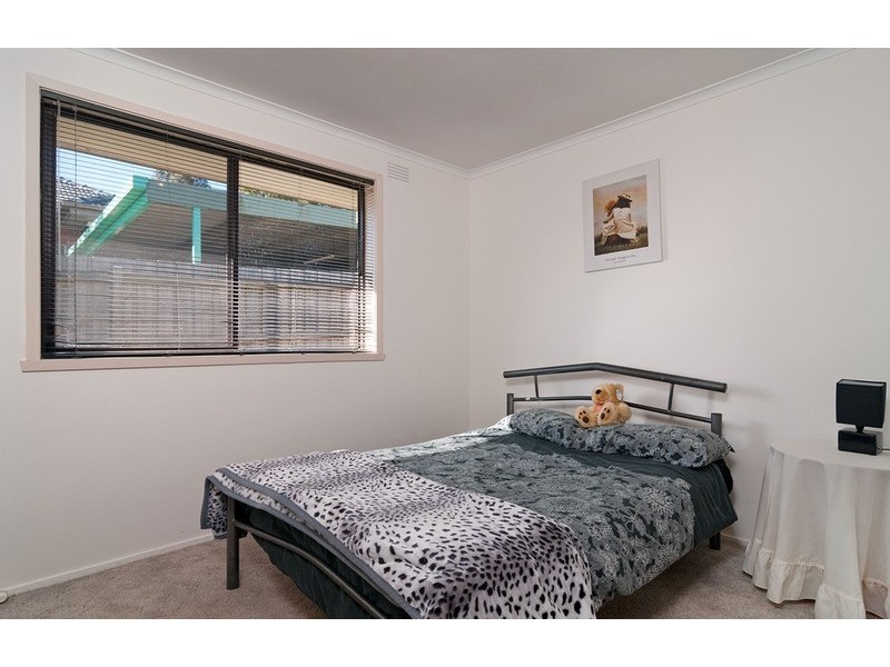 76 Hawthory Road, Kilsyth VIC 3137