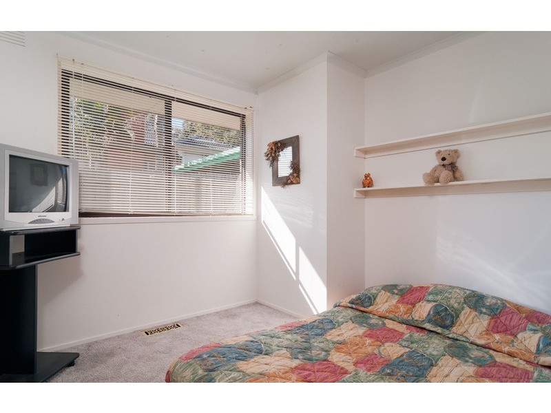 76 Hawthory Road, Kilsyth VIC 3137