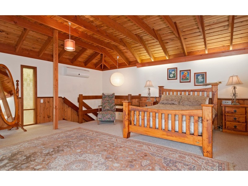 1 Shirley Court, Croydon VIC 3136