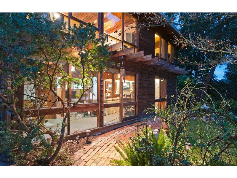 1 Shirley Court, Croydon VIC 3136