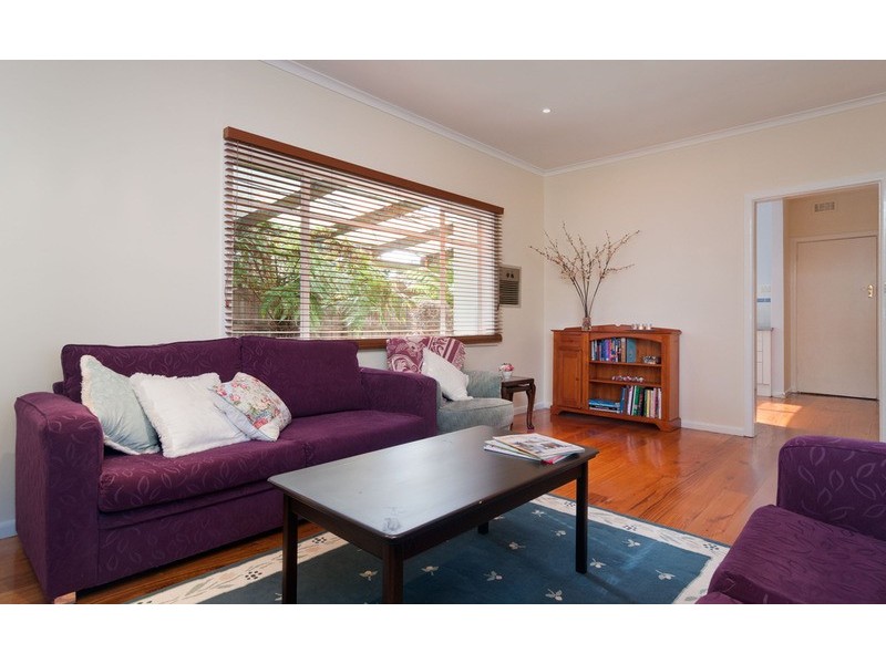 25 Parrs Road, Croydon VIC 3136