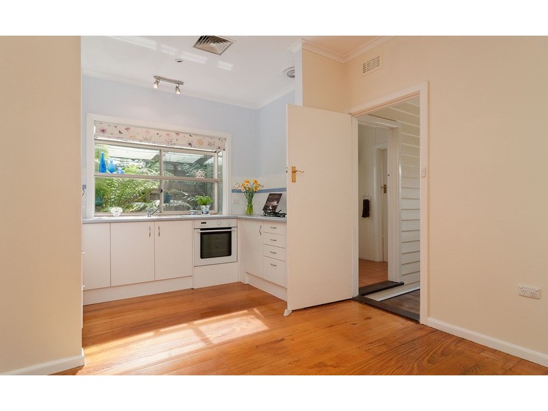 25 Parrs Road, Croydon VIC 3136