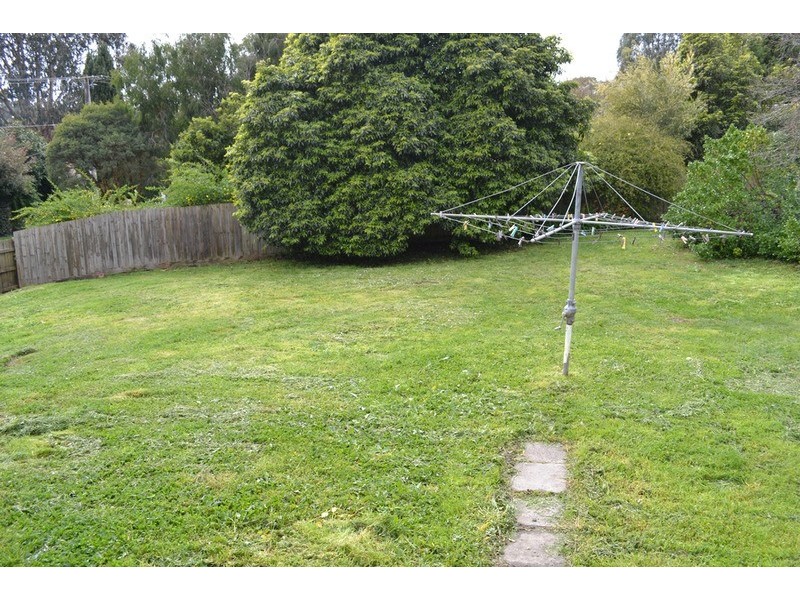 79 Dryden Concourse, Mooroolbark VIC 3138