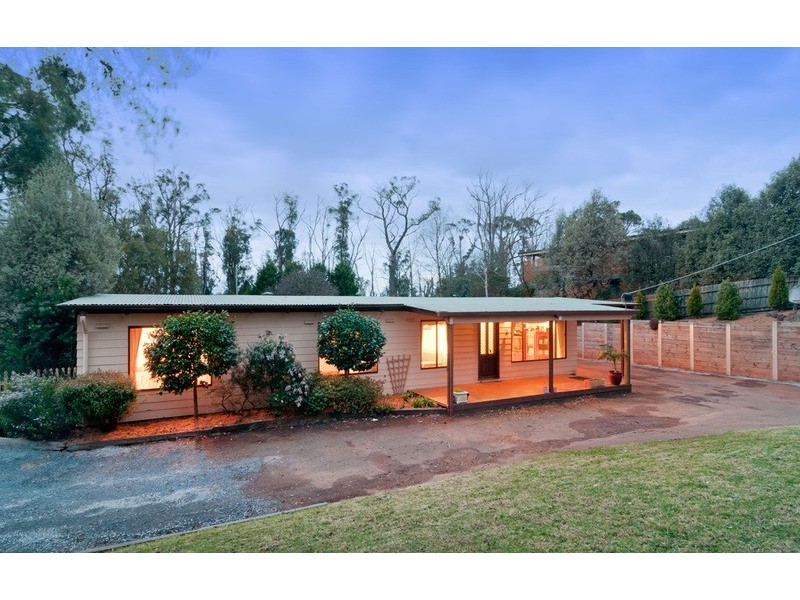 15-17 Haynes Street, Silvan VIC 3795