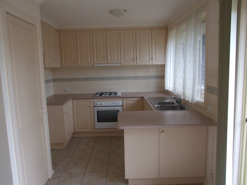 1/94 Mount Dandenong  Road, Ringwood VIC 3134