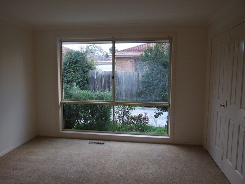 1/94 Mount Dandenong  Road, Ringwood VIC 3134