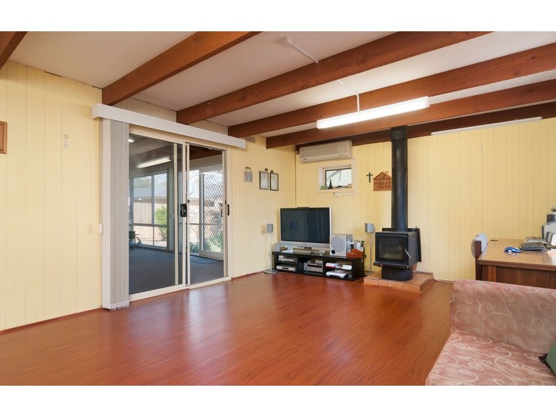 13 Andrew Street, Mooroolbark VIC 3138
