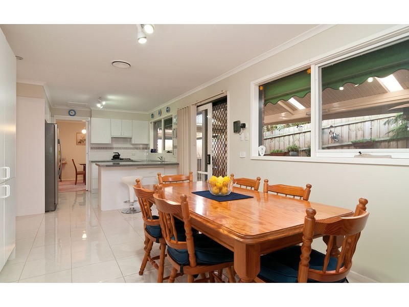 32 Alpine Way, Kilsyth VIC 3137