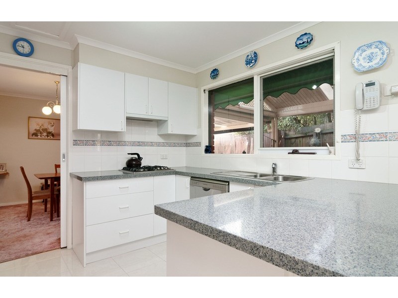 32 Alpine Way, Kilsyth VIC 3137