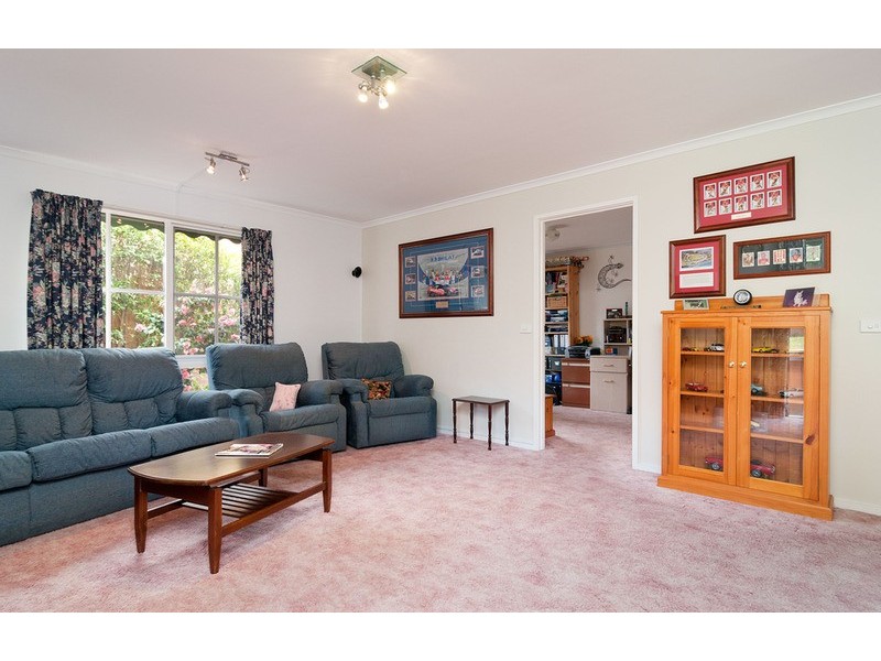 32 Alpine Way, Kilsyth VIC 3137