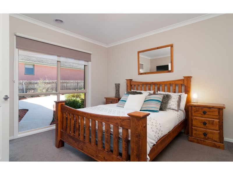 5a Lawson Road, Mooroolbark VIC 3138