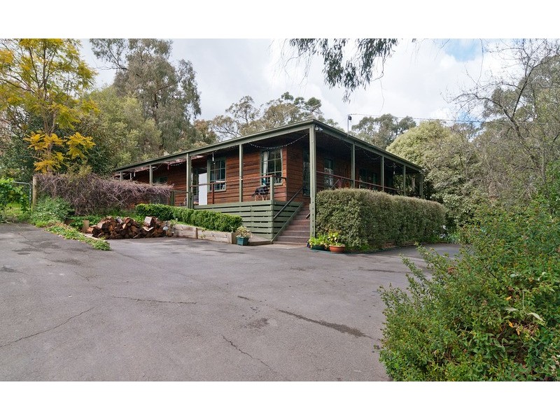 9 Banool Avenue, Mount Evelyn VIC 3796