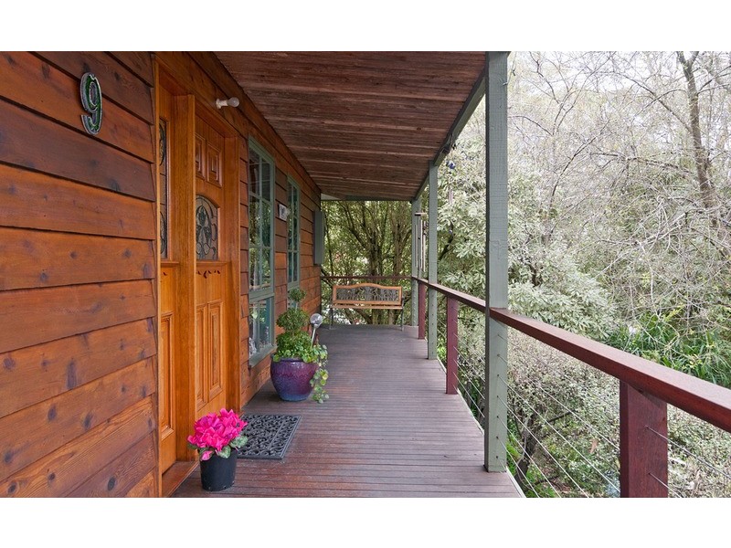 9 Banool Avenue, Mount Evelyn VIC 3796