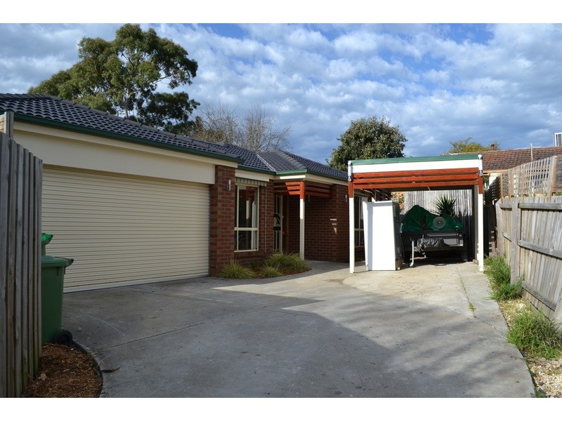 2/36  Blackburn Road, Mooroolbark VIC 3138