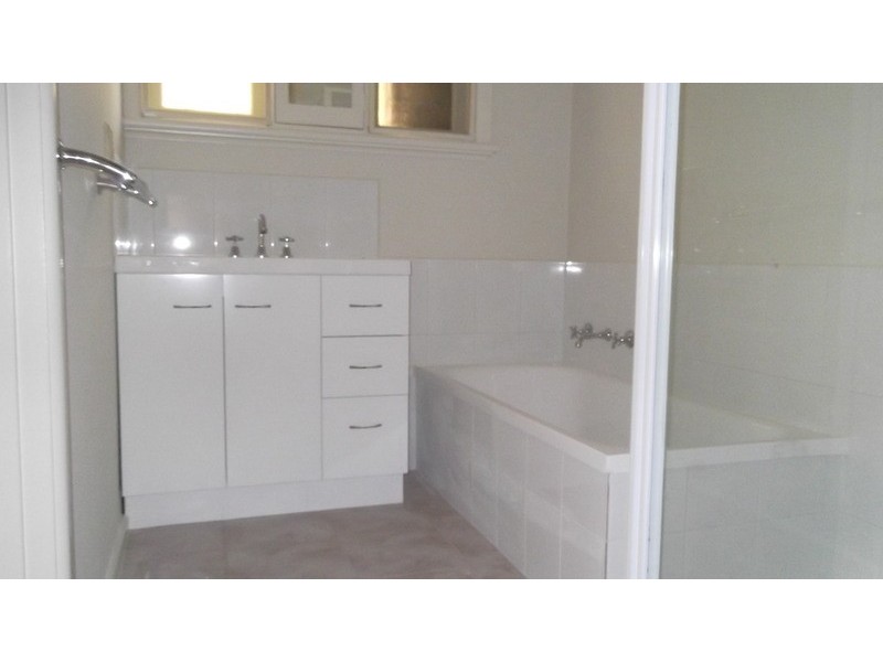 40 Hawthory Road, Kilsyth VIC 3137