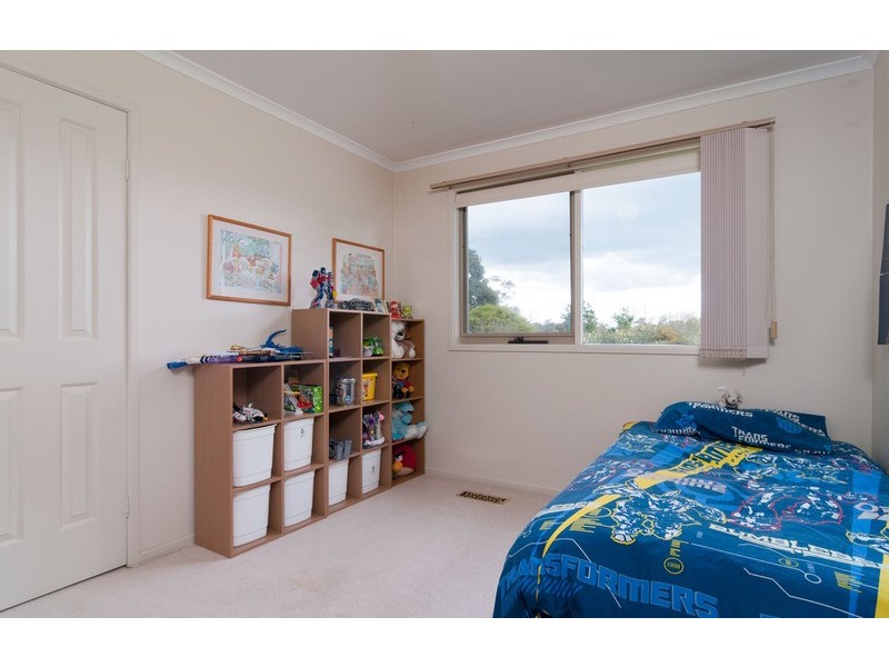 12 Blaxland Court, Mooroolbark VIC 3138