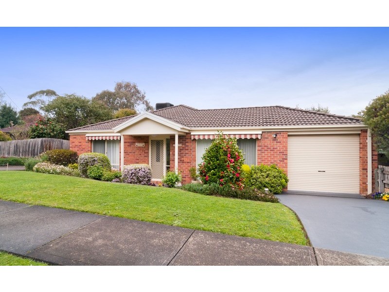 1/24 Highland Crescent, Mooroolbark VIC 3138