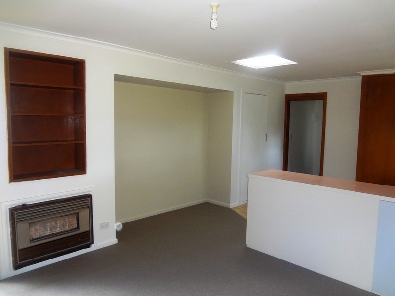 44a Dryden Concourse, Mooroolbark VIC 3138
