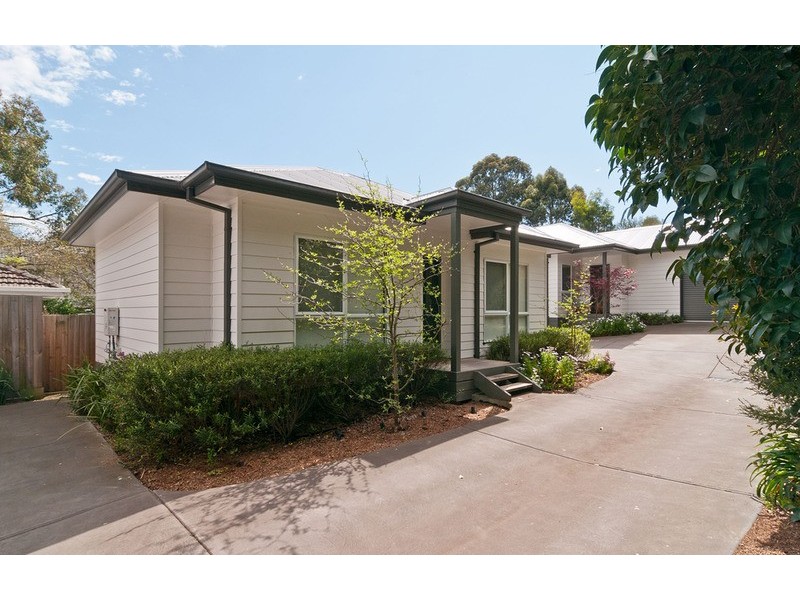 1/19a Central  Avenue, Croydon South VIC 3136