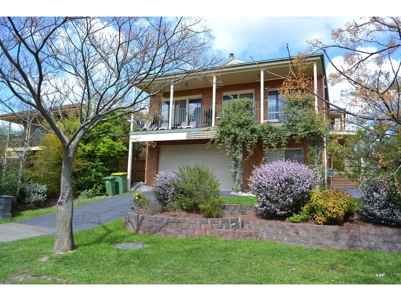 11 Melody Close, Lilydale VIC 3140