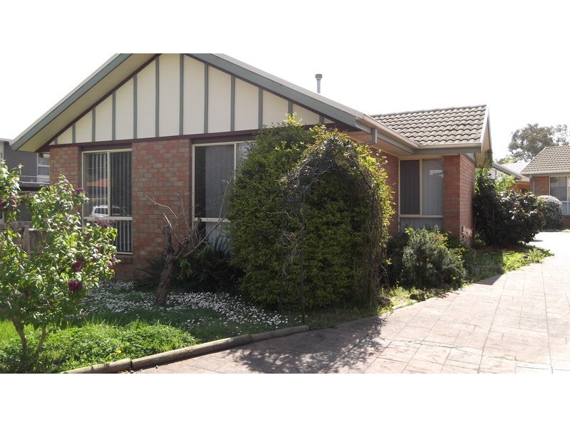 7/6 Mount View Parade, Mooroolbark VIC 3138