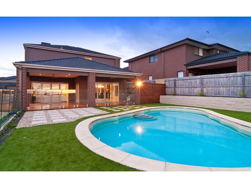 25 Kingston Way, Mooroolbark VIC 3138