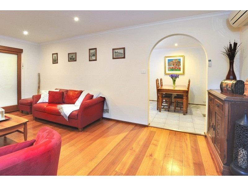 12 Corrong  Crescent, Mooroolbark VIC 3138