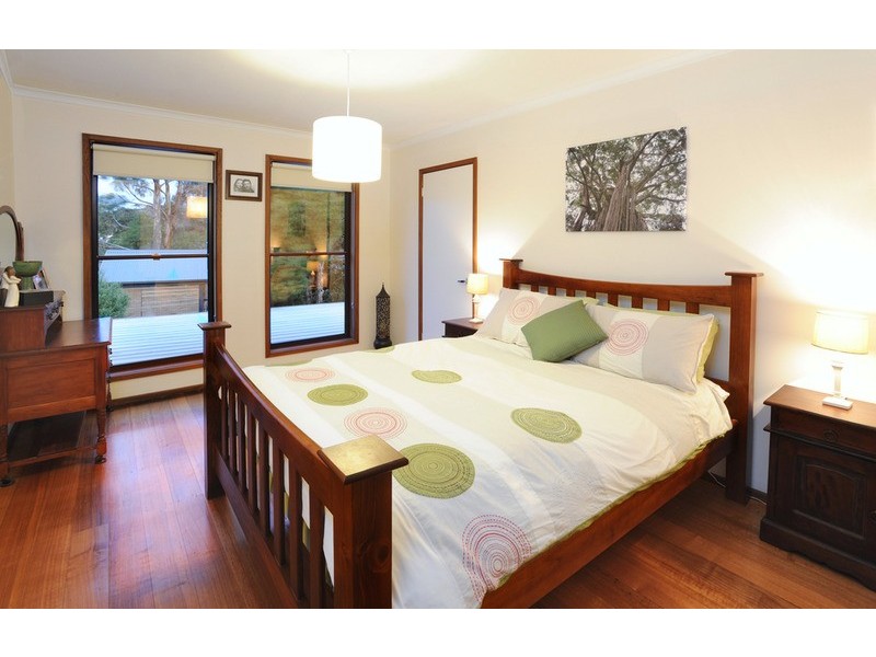 12 Corrong  Crescent, Mooroolbark VIC 3138